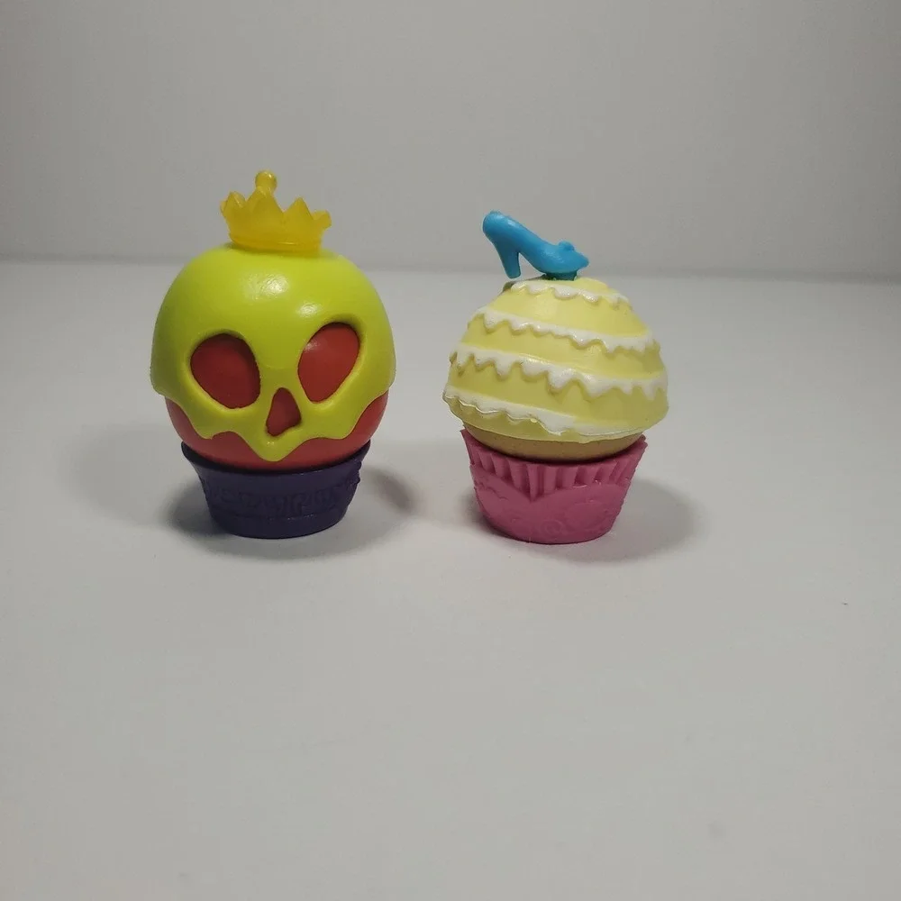 Lot of Disney Enchanted Cupcake Party Pieces Pricess Game Replacement Parts
